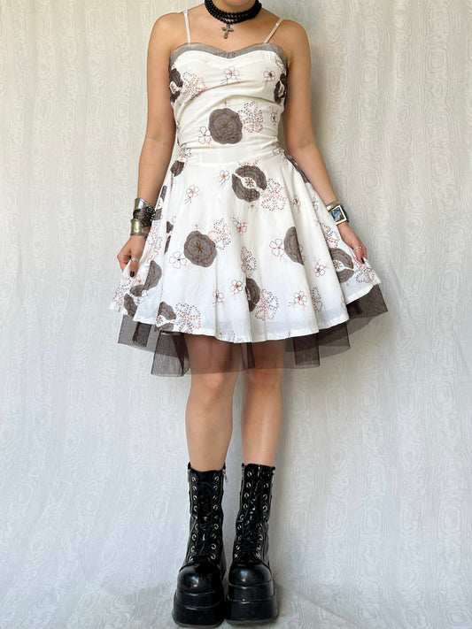 Vintage 00s Forest Fairy White Dress w Embroidery (M)