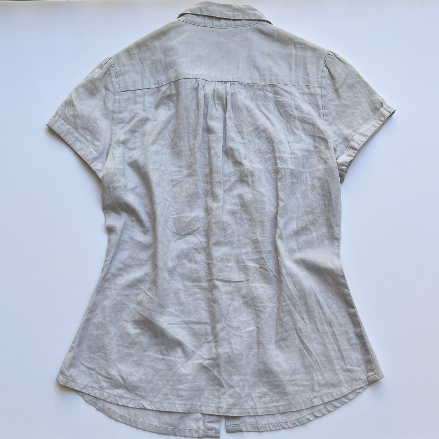 Vintage 00s Downtown Beige Button Up Shirt (S/M)