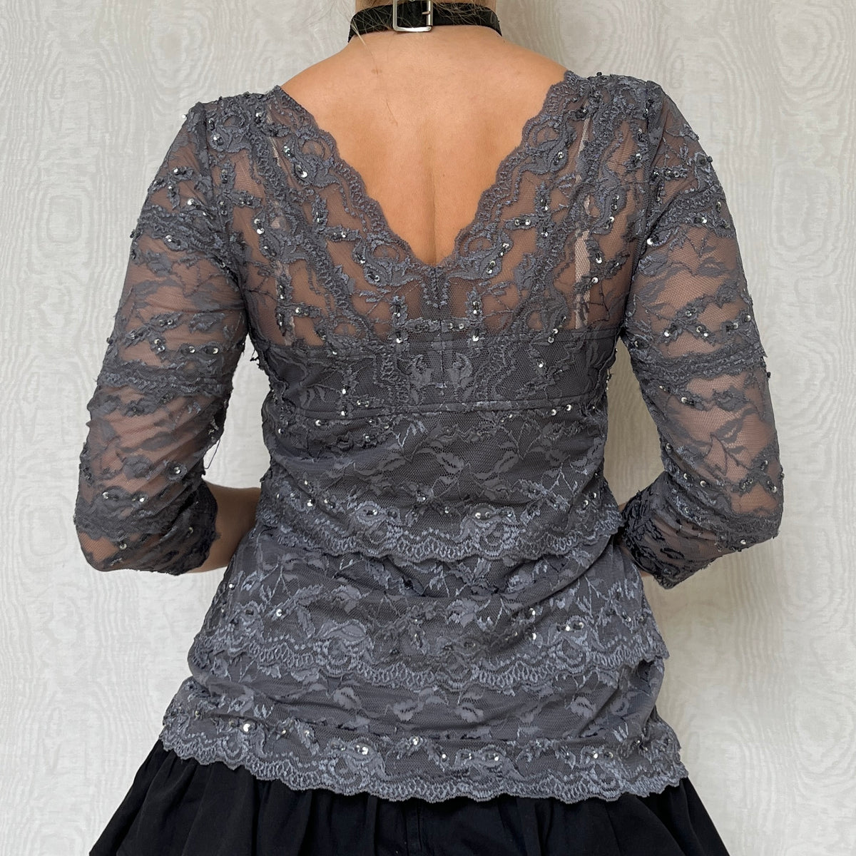 Vintage 00s Coquette Tiered Lace Gray Top (M)