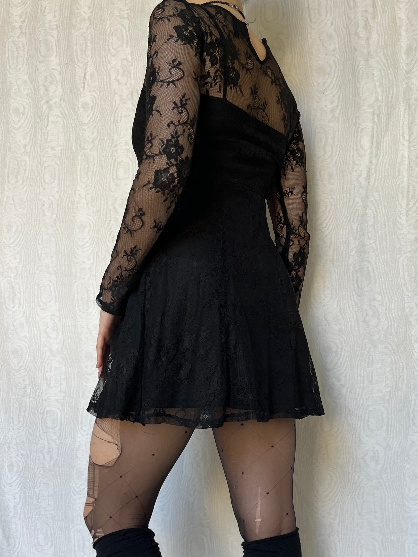 Vintage 00s Gothic Black Lace Mini Dress (XS/S)