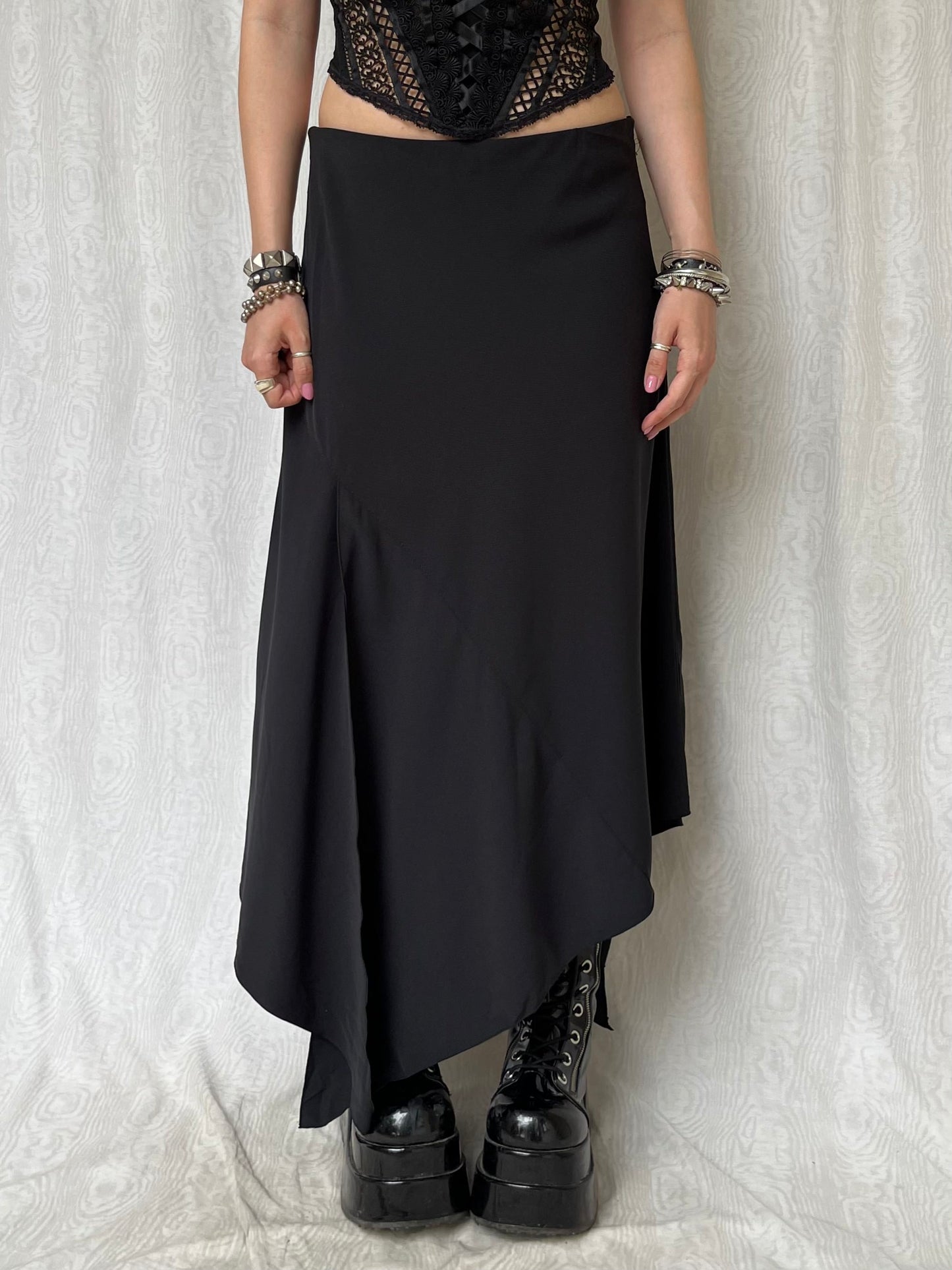 Vintage 00s Goth Asymmetric Black Skirt (S/M)
