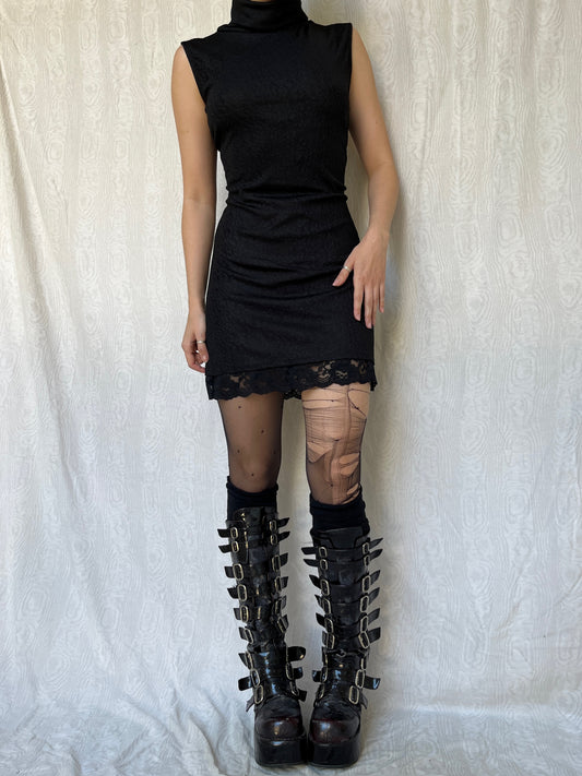 Vintage 00s Gothic Lace Trim Black Mini Dress (M/L)