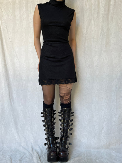 Vintage 00s Gothic Lace Trim Black Mini Dress (M/L)