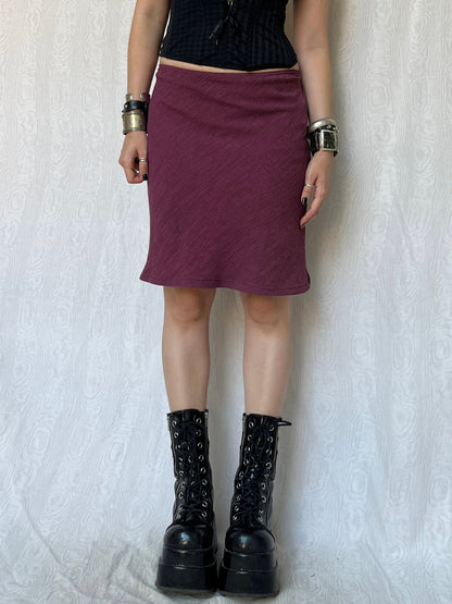 Vintage 00s Downtown Grungy Purple Knee Skirt (S)