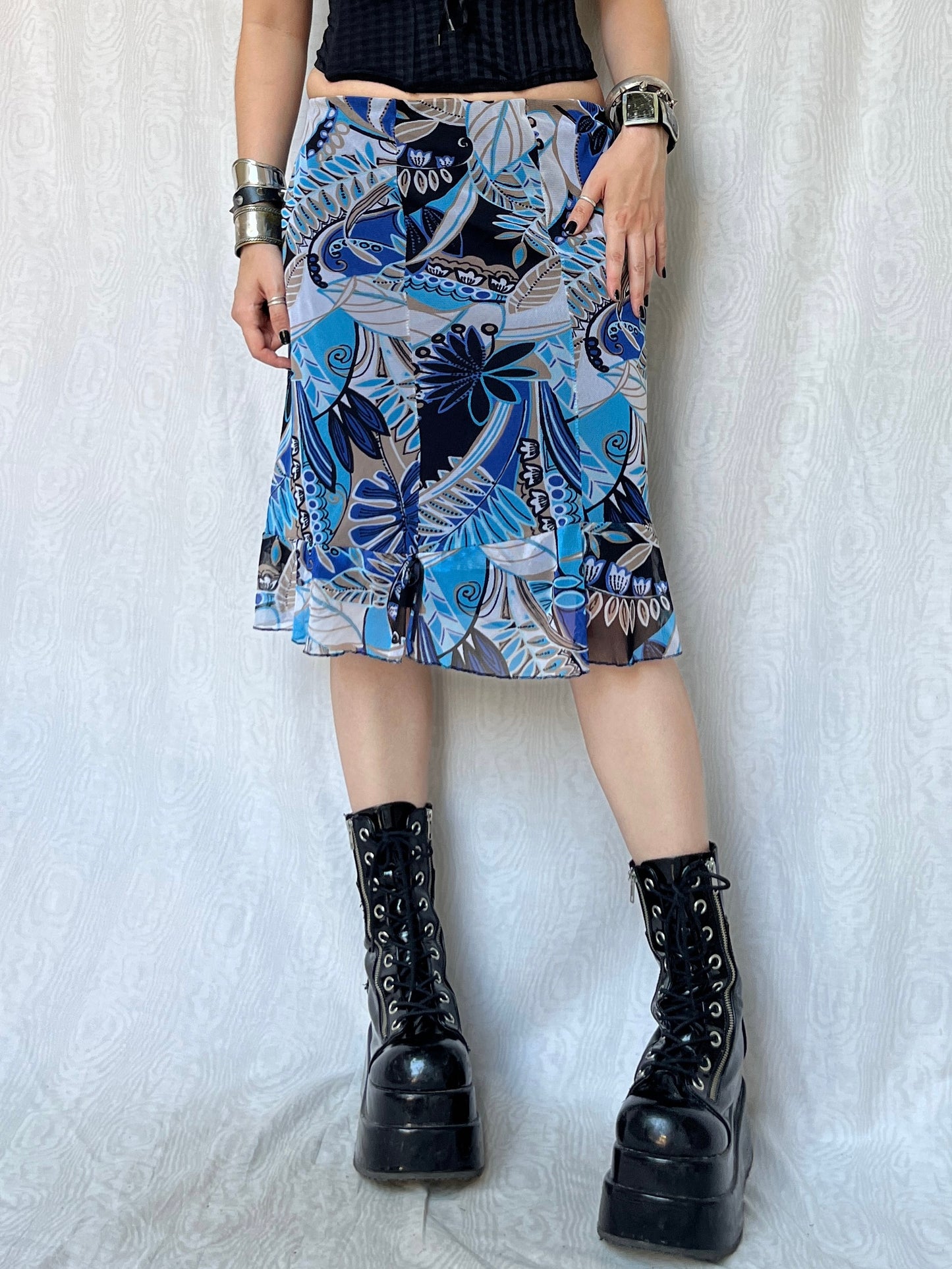 Vintage 00s Eclectic graphic Mesh Knee Skirt (S/M)