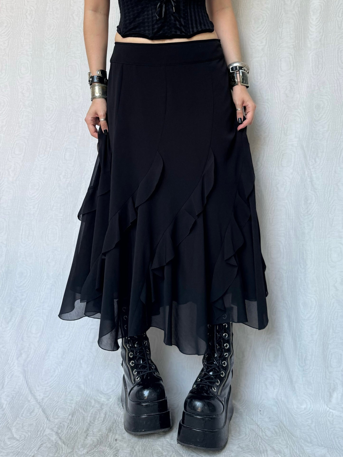 Vintage 90s Gothic Witchy Ruffled Black Maxi Skirt (M)