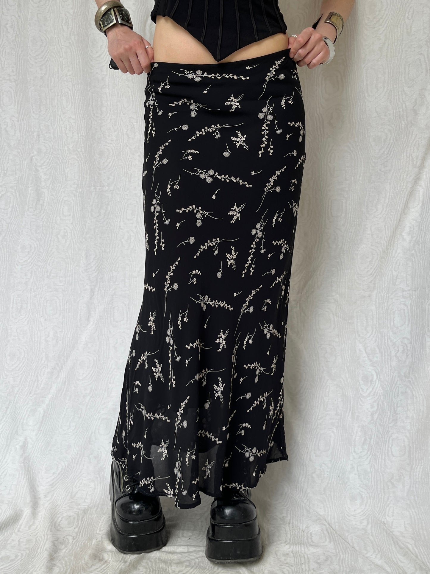 Vintage 90s Fairy Grunge Graphic Maxi Skirt (S/M)