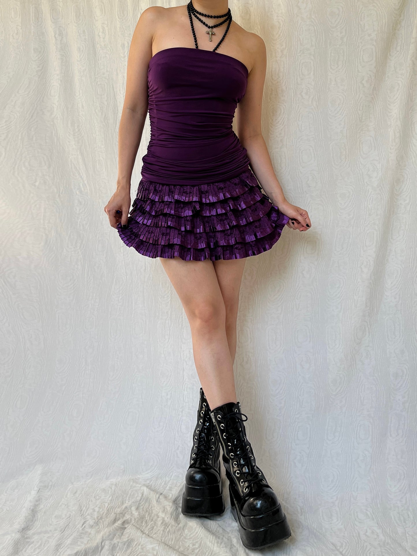 Vintage 00s Romantic Goth Ruffled Mini Dress (S)