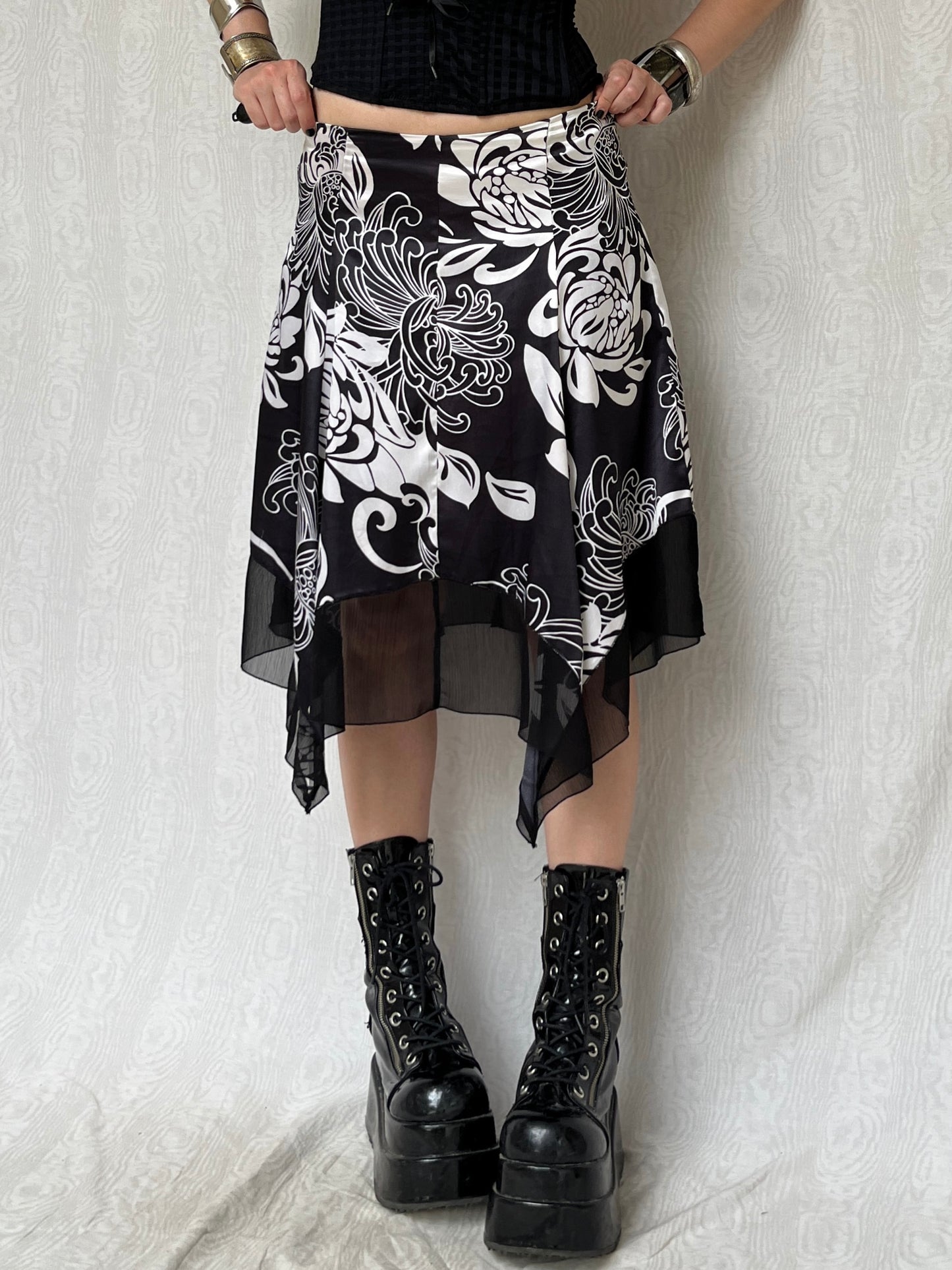 Vintage 00s Eclectic Witchy Midi Skirt (S)