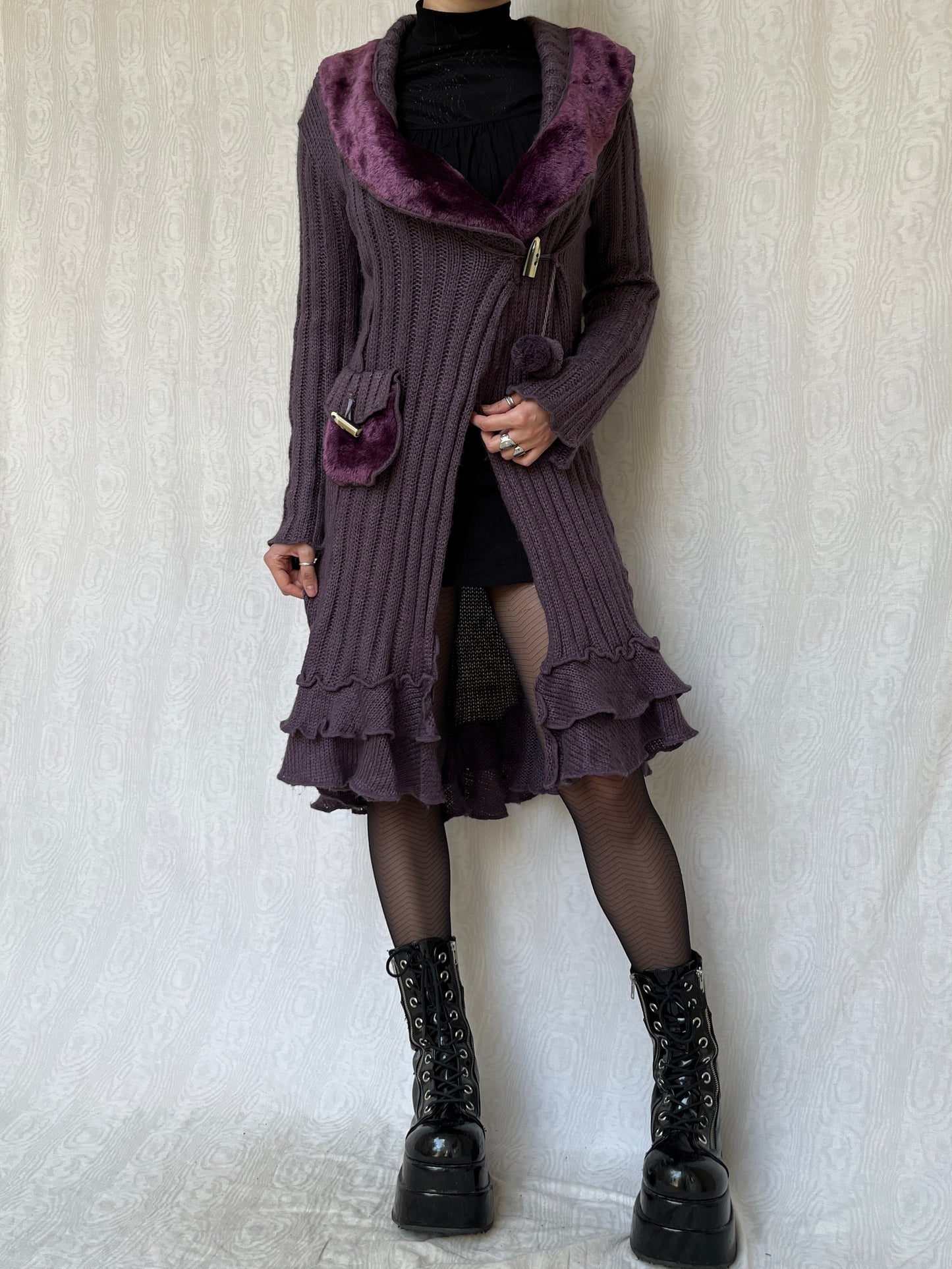 Vintage 00s Whimsigoth Purple Knit Cardigan (S/M)