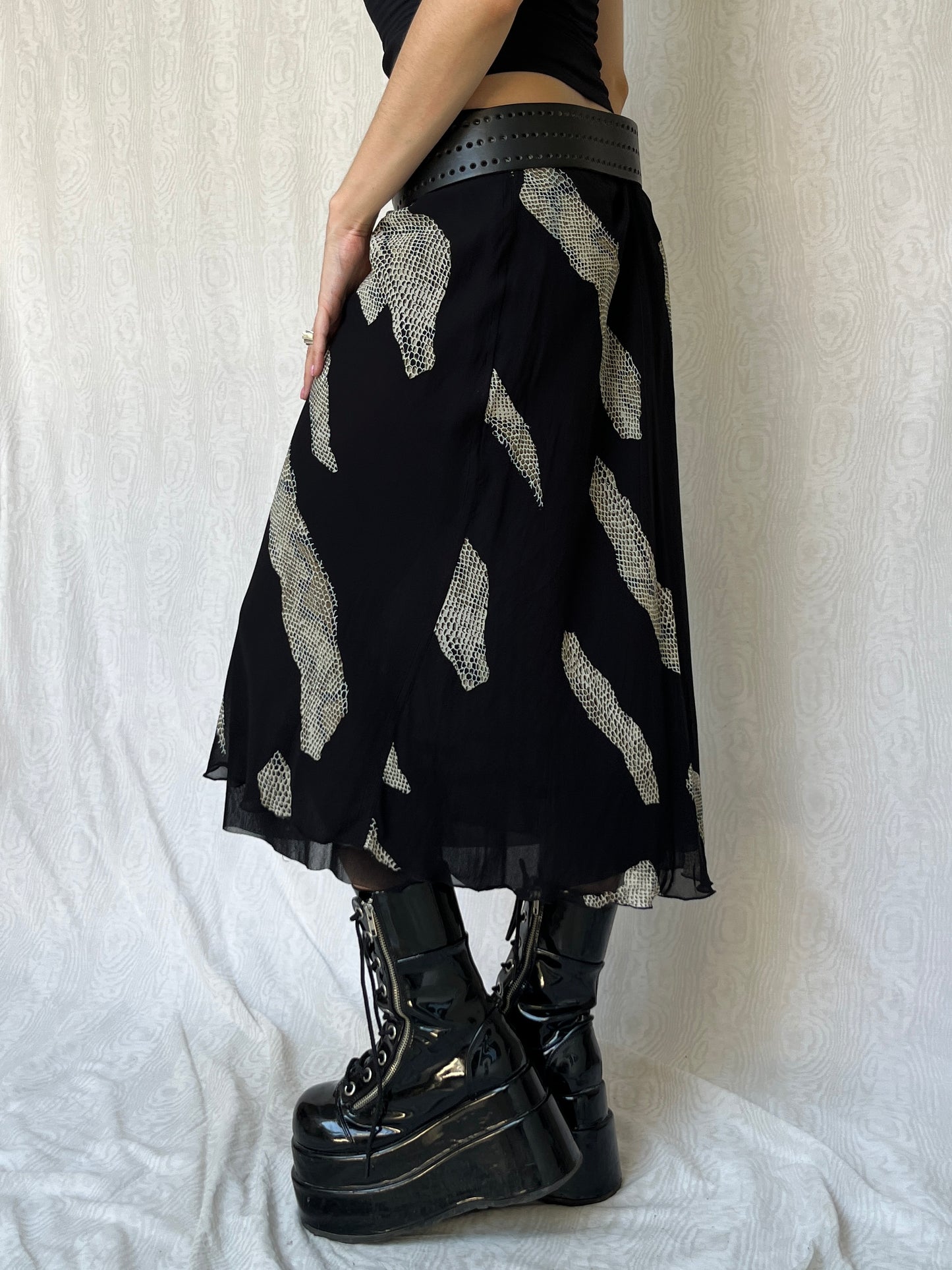 Vintage 00s Grunge Black Graphic Snake Skin Midi Skirt (L)