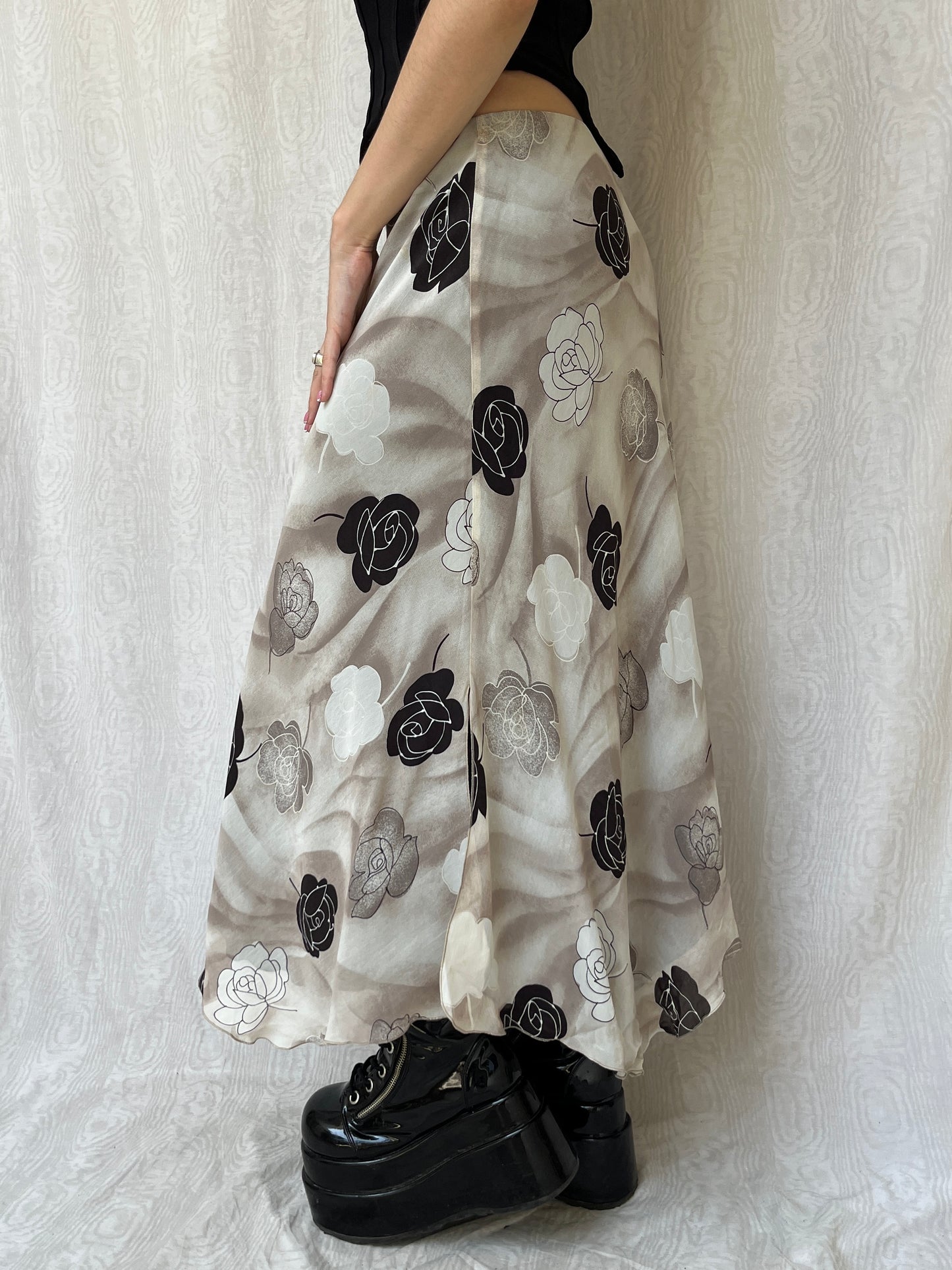Vintage 90s Fairy Grunge Floral Maxi Skirt (S)
