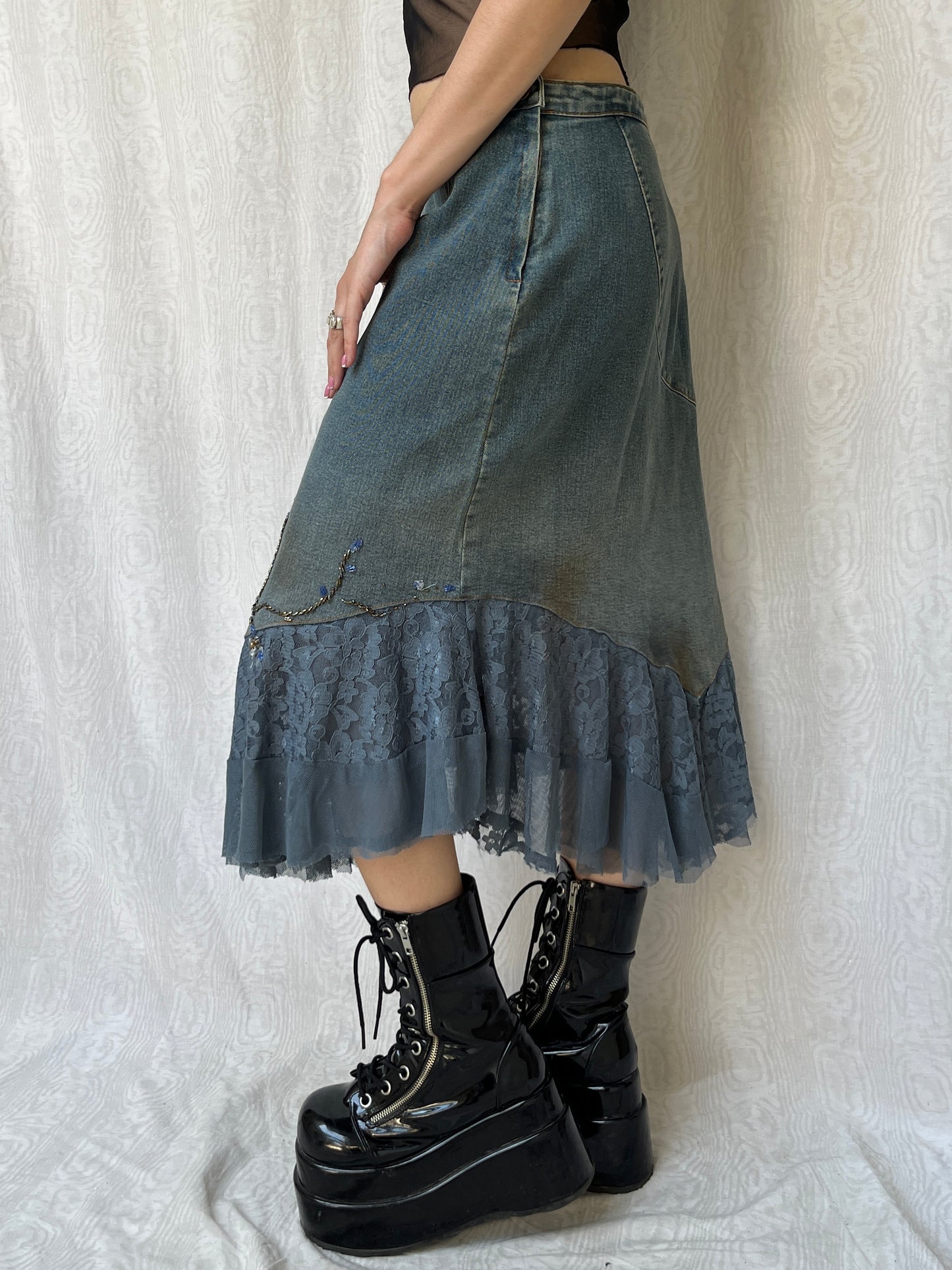 Vintage 00s Fairy Layered Lace & Embroidery Denim Skirt (M)