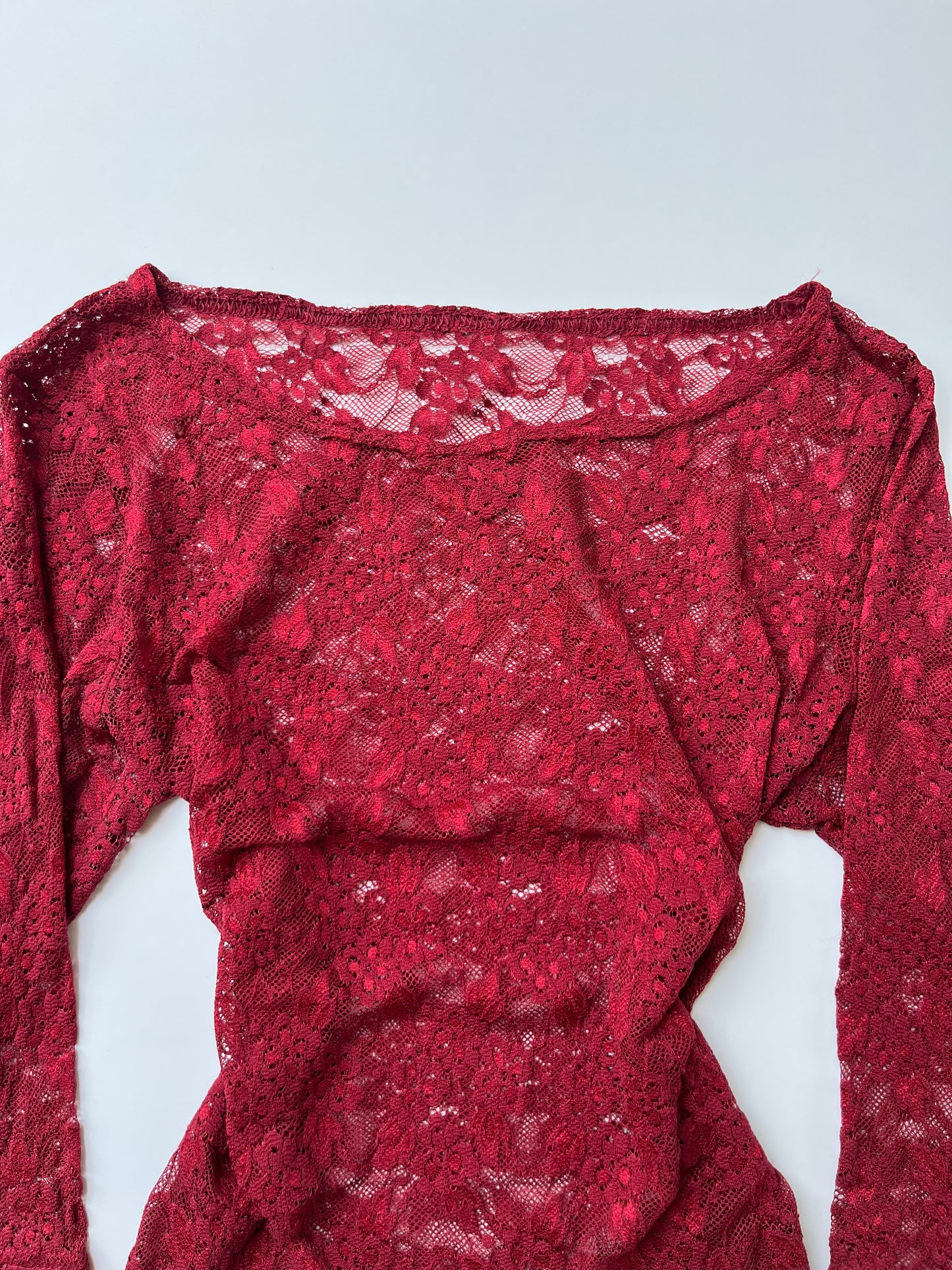 Vintage 00s Romantic Red Lace Top (M)
