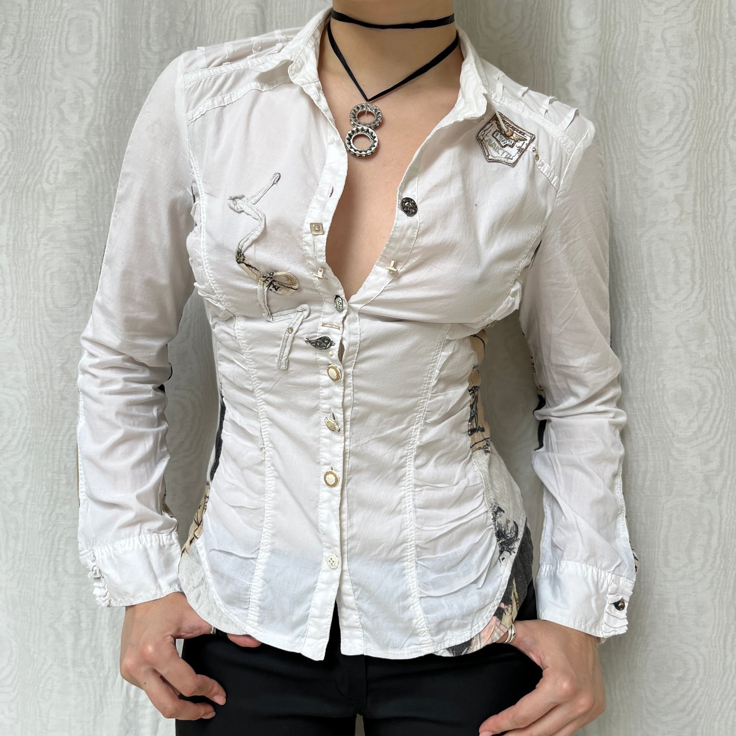 Vintage 00s Eclectic Graphic White Blouse (M)