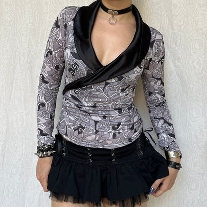 Vintage 00s Eclectic Graphic Long Sleeve Top (S)