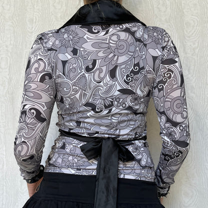 Vintage 00s Eclectic Graphic Long Sleeve Top (S)