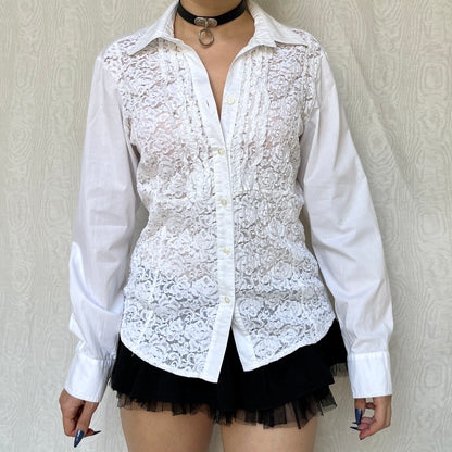 Vintage 00s Romantic White Lace Button Up Top (M)