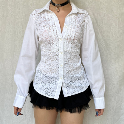 Vintage 00s Romantic White Lace Button Up Top (M)