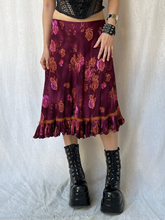 Vintage 00s Whimsigoth Rose Knee Skirt (M)