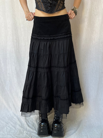 Vintage 00s Gothic Tiered Black Maxi Skirt (M)