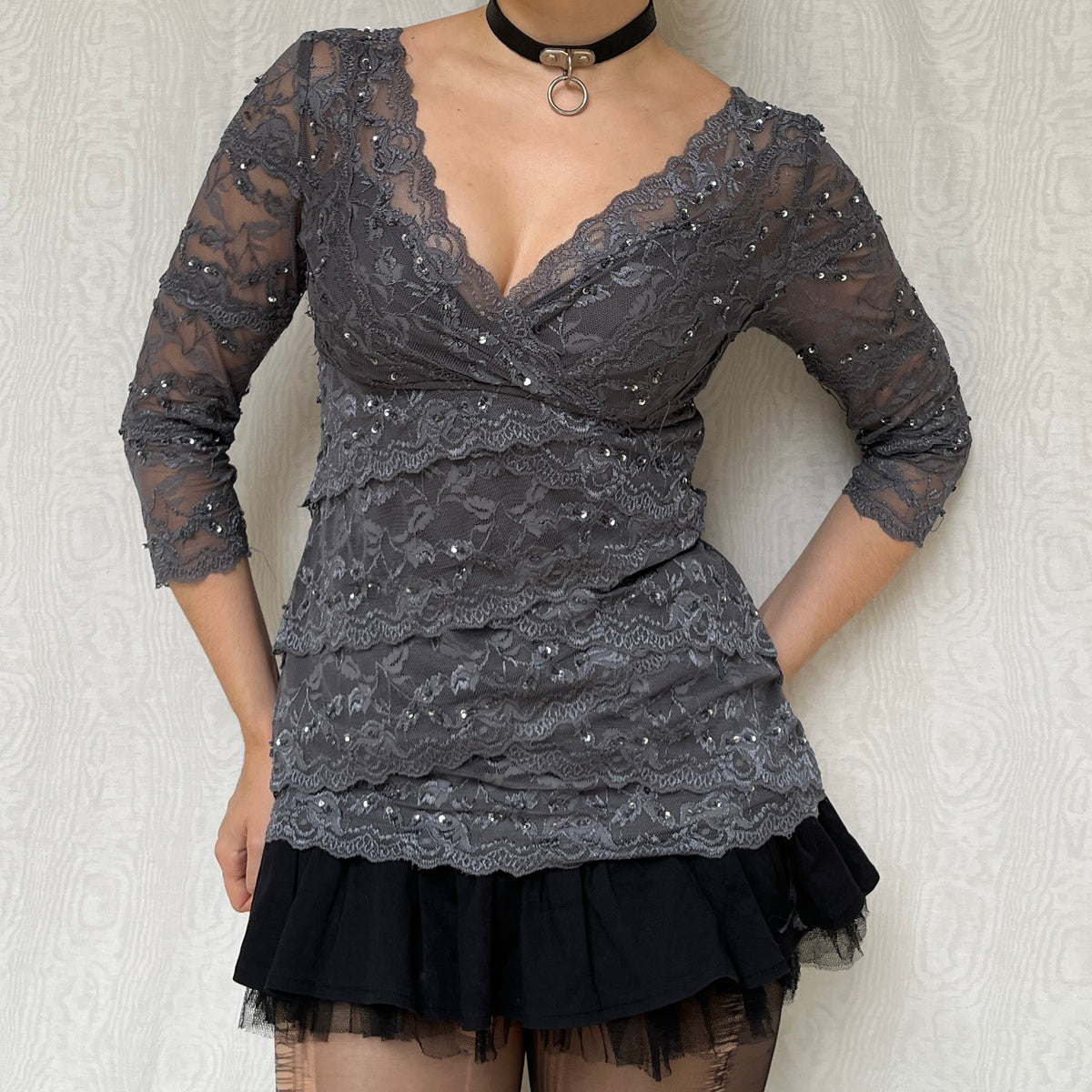Vintage 00s Coquette Tiered Lace Gray Top (M)