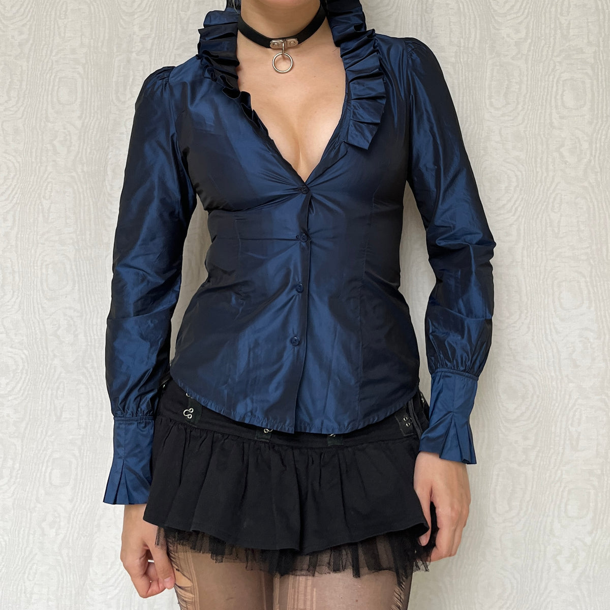 Vintage 00s Romantic Gothic Ruffled Neckline Blouse Top (S)
