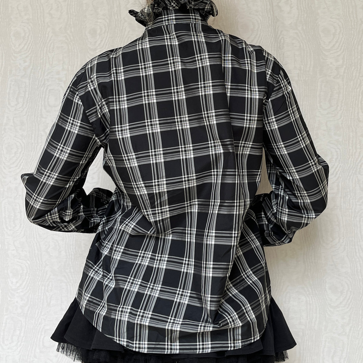 Vintage 00s Eclectic Plaid Ruffled Collar Long Sleeve Blouse Top (M/L)