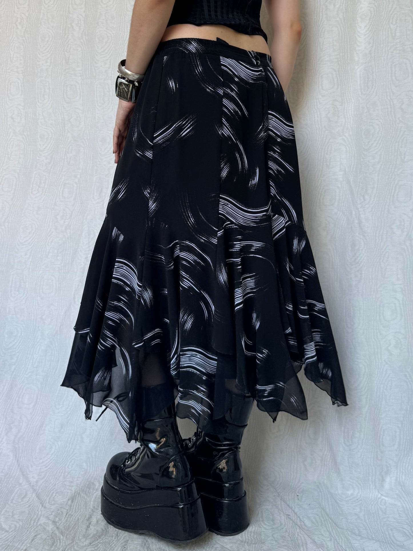 Vintage 00s Whimsigoth Witchy Maxi Skirt (S/M)