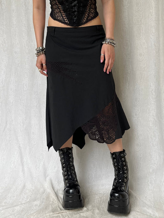 Vintage 00s Goth Black Skirt w Crochet (M)