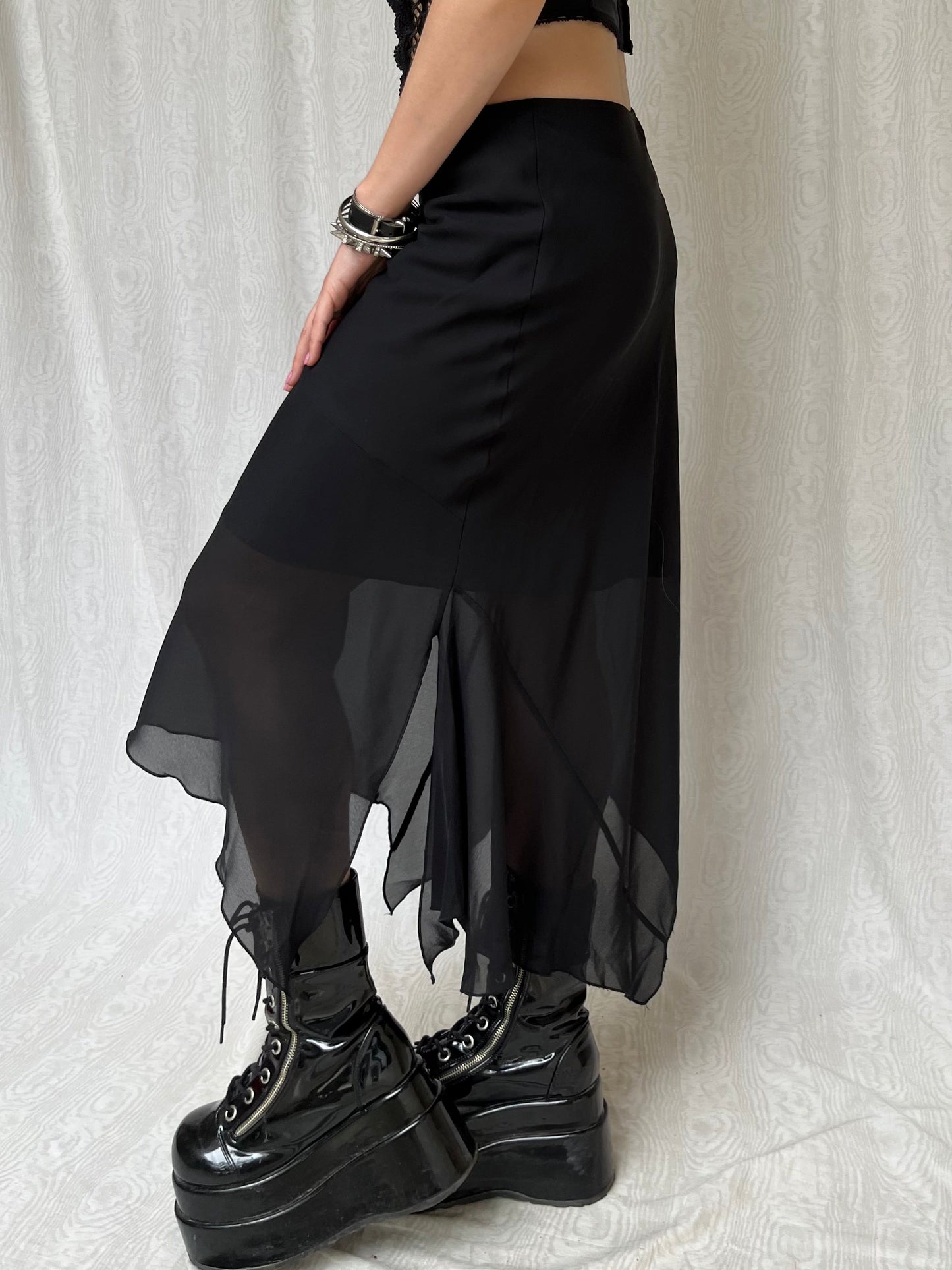Vintage 00s Goth Asymmetric Mesh Maxi Skirt (L)