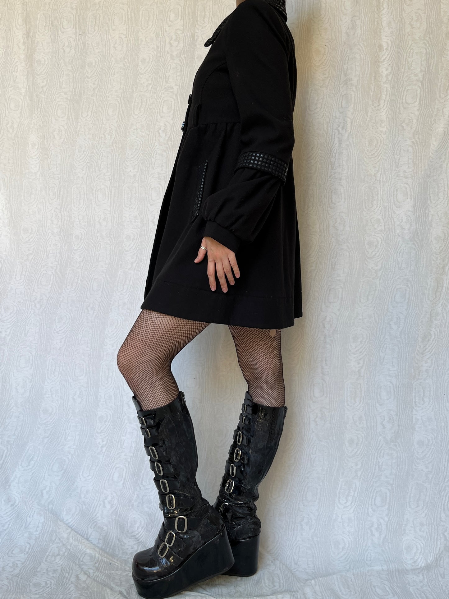 Vintage 00s Eclectic Black Coat (M/L)