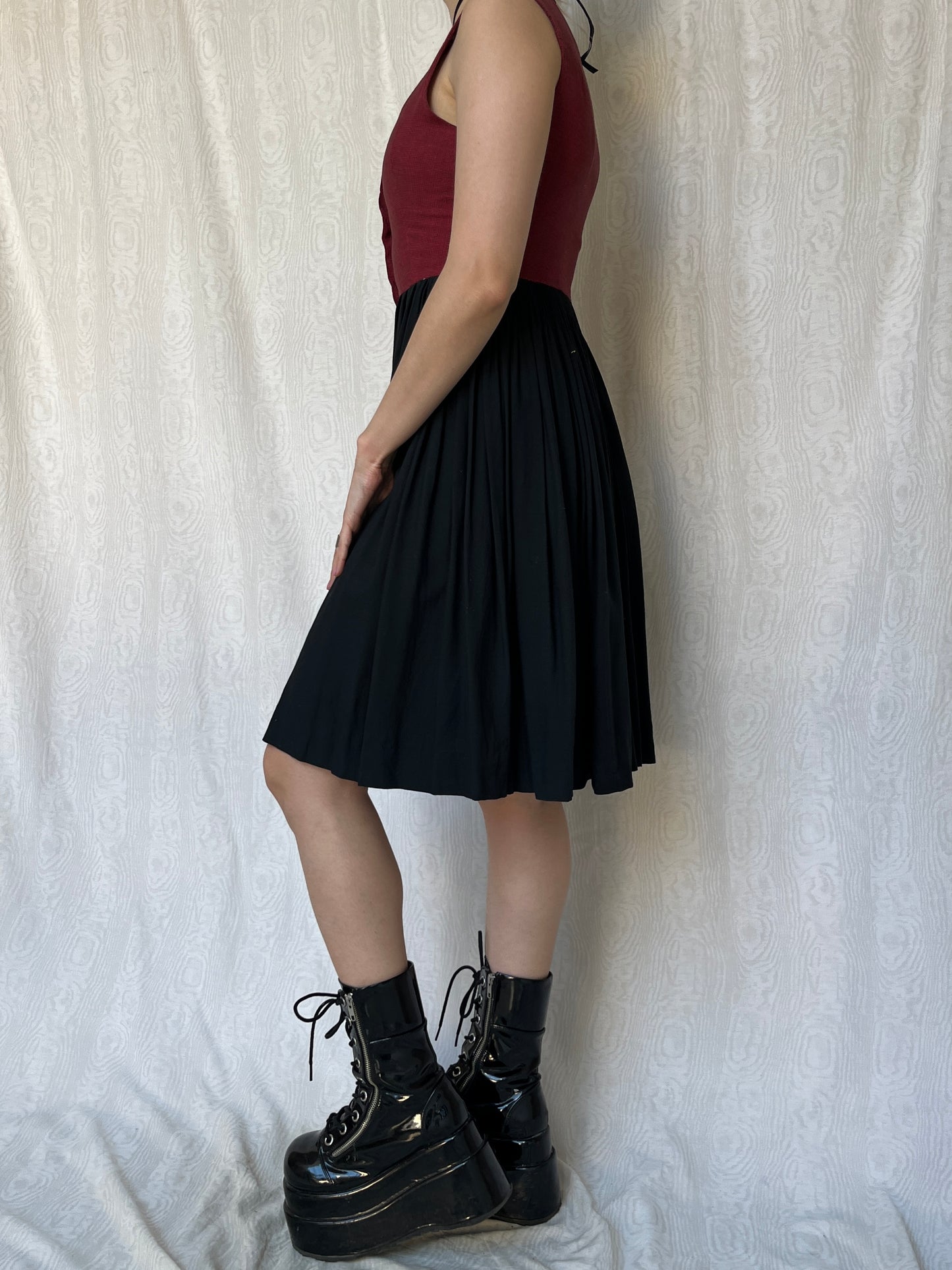Vintage 00s Cottage Red & Black Knee Dress (XS)