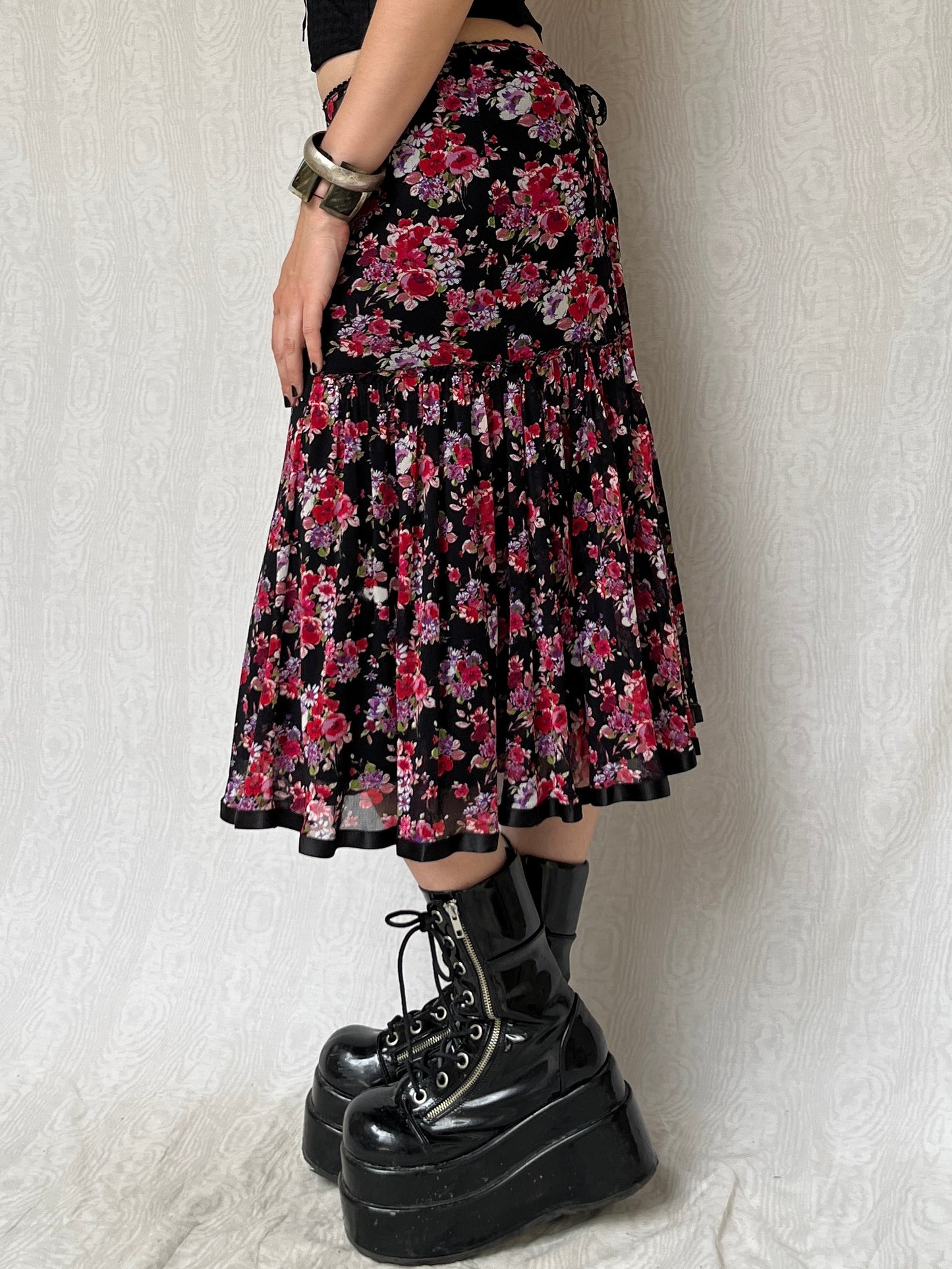 Vintage 00s Fairy Grunge Floral Midi Skirt (S/M)