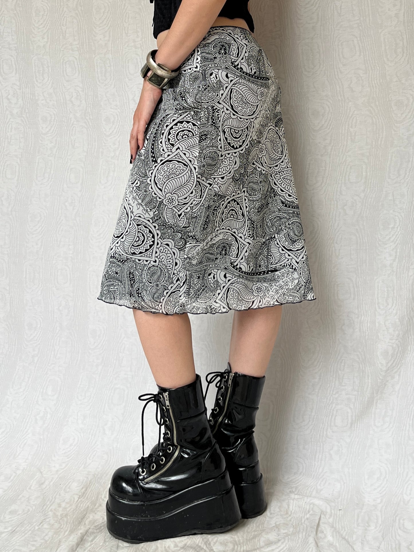 Vintage 00s Eclectic Paisley Graphic Midi Skirt (S)