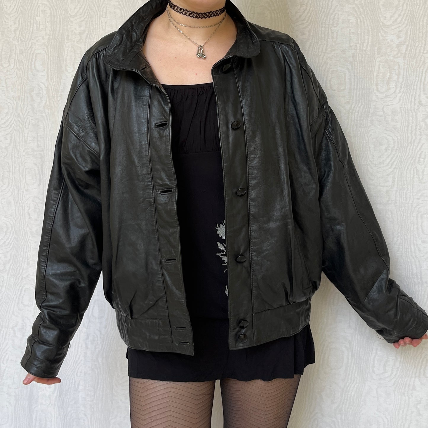 Vintage 90s Black Leather Bomber Jacket (M/L)